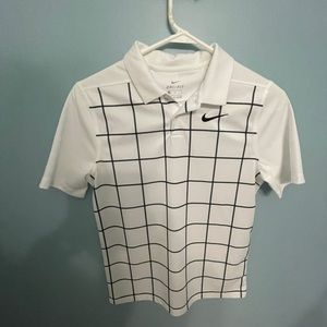 Nike polo shirt - boys size large - great condition